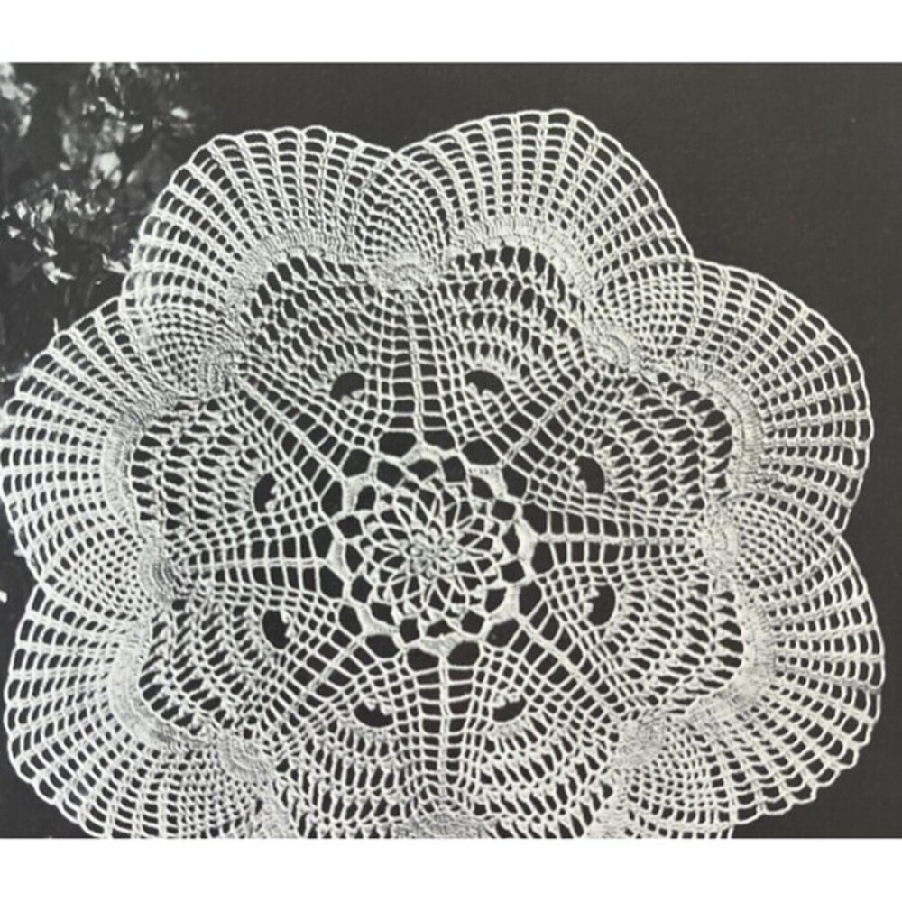 Vintage 1960's Pricilla Doily Crochet Pattern PINAPPLE DELIGHT Irish Lace 16"